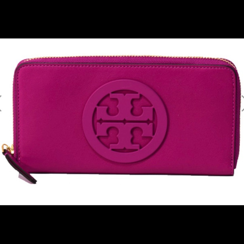 TORY BURCH Fuschia Charlie Zip Continental Wallet